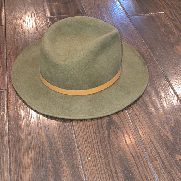 Minnetonka green wool felt hat water repellent
